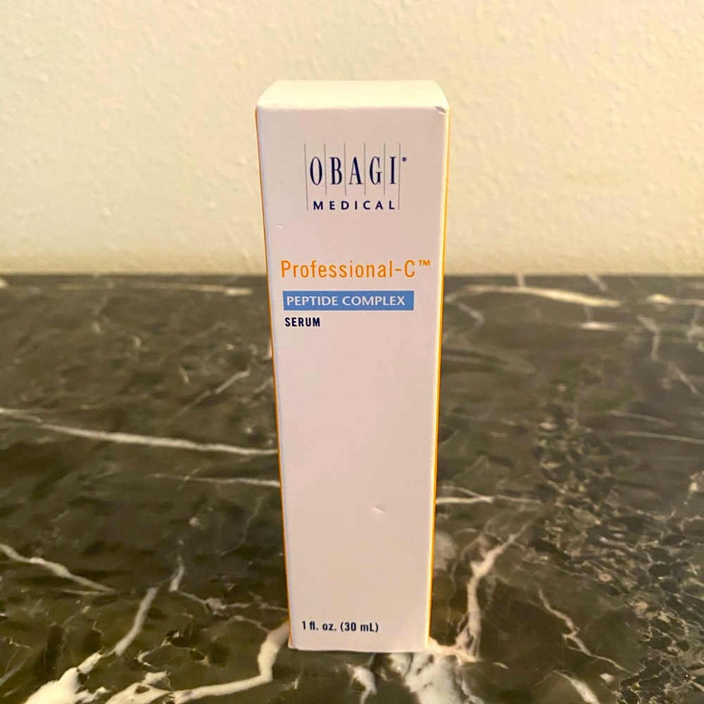 Professional-C Peptide Complex with Vitamin C. For all skin types